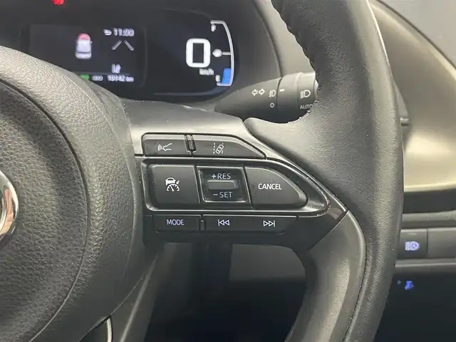 トヨタ アクア Z 愛知県 2022(令4)年 1.1万km プラチナホワイトパールマイカ 純正１０．５型ＤＡナビ　全方位カメラ　ＤＶＤデッキ　フルセグＴＶ　ＡＣ１００Ｖ電源　ＢＳＭ　録画機能付きミラー　セーフティセンス　衝突軽減　追従クリコン　ＬＥＤオートライト　コーナーセンサー　禁煙車　スペアタイヤ