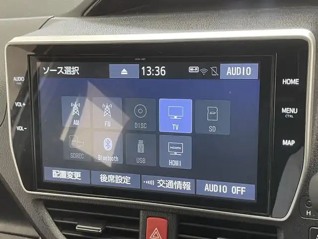 トヨタ ノア ハイブリッド Si ダブルバイビーⅡ 愛知県 2019(令1)年 7.8万km ホワイトパールクリスタルシャイン 純正１０型ナビ　フルセグＴＶ　Ｂｌｕｅｔｏｏｔｈ　HDMIポート　USB　純正後席モニター　バックカメラ　シートヒーター　ハーフレザー　両側パワースライドドア　前後ドラレコ　セーフティセンス　衝突軽減装置　クルコン　禁煙車