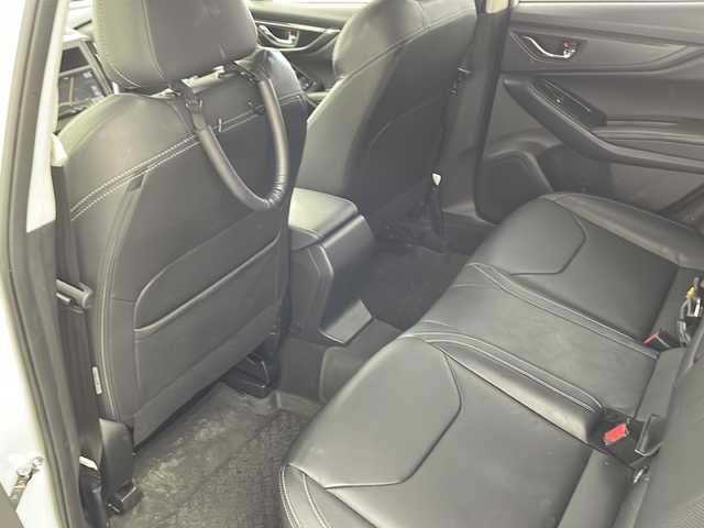 スバル インプレッサ スポーツ 2．0i－L アイサイト 兵庫県 2018(平30)年 4.1万km クリスタルホワイトP ・社外ナビ/CD/DVD/Bluetooth/TV/・前方ドライブレコーダー/・ETC/・バックカメラ/・前席シートヒーター/・前席パワーシート/・左右独立エアコン/・パドルシフト/・革巻きステアリング/・ステアリングスイッチ/・横滑り防止装置/・アイサイト/・衝突被害軽減システム/・レーダークルーズコントロール/・純正フロアマット/・アイサイト/・LEDオートライト/・ヘッドライトレベライザー/・アイドリングストップ/・PCS/・レーンキープアシスト