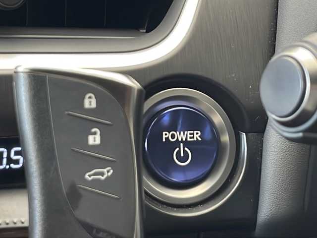 レクサス ＵＸ 250h Fスポーツ 秋田県 2019(平31)年 3.8万km ホワイトノーヴァガラスフレーク 4WD/純正ナビ（フルセグTV CD DVD BT USB AMFMチューナー）/バックカメラ/ビルトインETC2.0/衝突被害軽減システム/純正ドライブレコーダー前方/レーンキープアシスト/コーナーセンサー前後/クルーズコントロール/パドルシフト/ステアリングスイッチ/前席パワーシート/前席シートヒーター/ステアリングヒーター/プッシュスタート スマートキー/スペアキー1本/純正１８インチアルミホイール装着/LEDヘッドライト フォグランプ/レザーシート//純正フロアマット