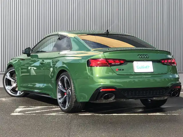 アウディ ｒｓ５ ベースグレード クルコン シートヒーター サンルーフ 21年式 令和3年式 緑 Id 5334 中古車検索のガリバー