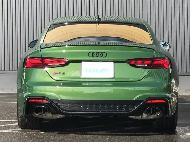 アウディ ｒｓ５ ベースグレード クルコン シートヒーター サンルーフ 21年式 令和3年式 緑 Id 5334 中古車検索のガリバー