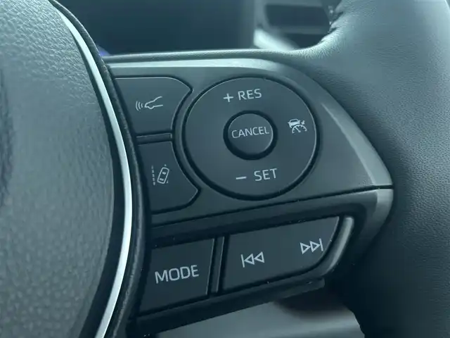 トヨタ ＲＡＶ４ ハイブリッドG 埼玉県 2025(令7)年 0.2万km アティチュードブラックマイカ 純正１０．５インチディスプレイオーディオ　３６０°カメラ　シートベンチレーション　ステアリングヒーター　ＡＣ１００Ｖ　パワーバックドア　プリクラッシュセーフティ　レーントレーシングアシスト　ＥＴＣ2.0 前後クリアランスソナー リアクロストラフィックアラート パーキングサポートブレーキ ロードサインアシスト 先行車発進告知 オートクルーズコントロール　オートライト オートマチックハイビーム　ステアリングヒーター　前後ドライブレコーダー　パワーシート　ブラインドスポットモニター