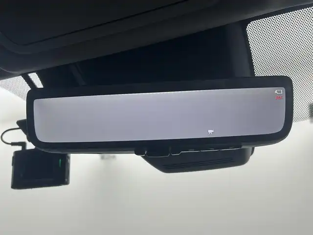 トヨタ ＲＡＶ４ ハイブリッドG 埼玉県 2025(令7)年 0.2万km アティチュードブラックマイカ 純正１０．５インチディスプレイオーディオ　３６０°カメラ　シートベンチレーション　ステアリングヒーター　ＡＣ１００Ｖ　パワーバックドア　プリクラッシュセーフティ　レーントレーシングアシスト　ＥＴＣ2.0 前後クリアランスソナー リアクロストラフィックアラート パーキングサポートブレーキ ロードサインアシスト 先行車発進告知 オートクルーズコントロール　オートライト オートマチックハイビーム　ステアリングヒーター　前後ドライブレコーダー　パワーシート　ブラインドスポットモニター