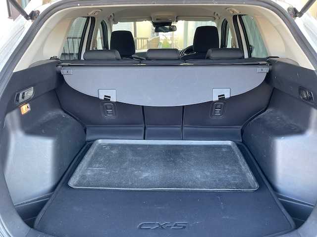 マツダ ＣＸ－５ XD 愛知県 2012(平24)年 14.9万km クリスタルホワイトパールマイカ 社外オーディオ/純正17インチアルミホイール/バックカメラ/サイドカメラ/クルーズコントロール/ETC/HIDヘッドライト/オートライト/プッシュスタート/スマートキー