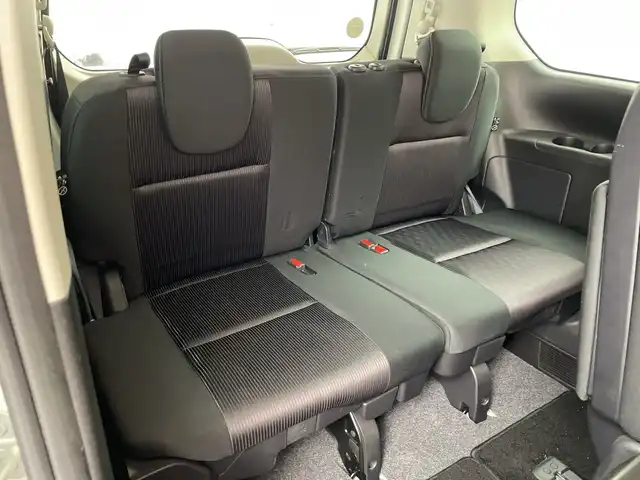 日産 セレナ ハイウェイスター Vセレクション 群馬県 2018(平30)年 7.9万km ブリリアントホワイトパール 純正９型ナビ　純正１１型後席モニター　全周囲カメラ　プロパイロット　両側電動スライドドア　電子ミラー　　アダプティブクルーズコントロール　純正ドラレコ　ＥＴＣ　衝突被害軽減ブレーキ　ＬＥＤ　禁煙