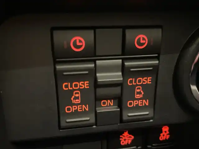 トヨタ ルーミー カスタムG－T 埼玉県 2023(令5)年 4.3万km パールホワイトⅢ スマートアシスト/純正9インチナビ/　　CD/DVD/BT/フルセグ/全方位カメラ/両側電動スライドドア/レーダークルーズコントロール/コーナーセンサー/純正15インチアルミホイール/シートヒーター/LEDヘッドライト/オートブレーキホールド/USBポート/ETC/スマートキー/禁煙車