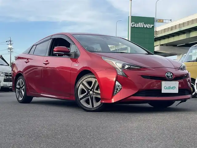 トヨタ プリウス S ツーリングセレクション 愛知県 2016(平28)年 12.7万km エモーショナルレッド スマートキー/プッシュスタート/純正SDナビ/（CD/DVD/FM/AM/BT/TV）/バックカメラ/ビルトインETC/純正17インチAW/トヨタセーフティセンス/クルーズコントロール/レザーシート /純正フロアマット/純正ドアバイザー/取説、保証書