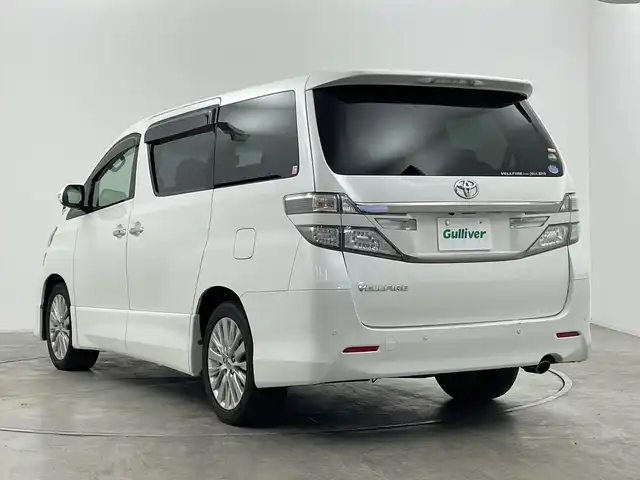 トヨタ ヴェルファイア 2．4Z 群馬県 2013(平25)年 7万km ホワイトパールクリスタルシャイン 純正７インチナビ/CD/DVD/SD/Bluetooth/フルセグTV/バックカメラ/純正１１型後席モニター/片側パワースライドドア/クリアランスソナー/ナノイー/ステアリングリモコン/オートライト/HIDヘッドライト/ハロゲンフォグ/電格ミラー/ウィンカーミラー/純正AW/ETC/革巻きステアリング/オットマン/純正マット/バイザー/プッシュスタート/スマートキー