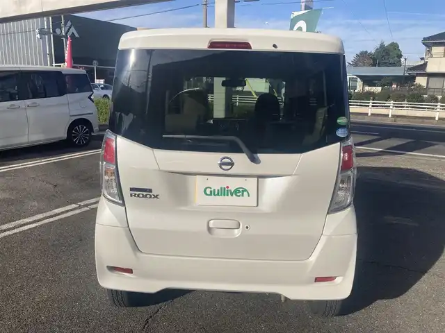 日産 デイズ ルークス X 愛知県 2017(平29)年 4.3万km ホワイトパール エマージェンシーブレーキ/衝突回避ブレーキサポート/アラウンドビューモニター/純正SDナビTV/DVDビデオ&CD/地デジ　フルセグ/Bluetoothオーディオ/インテリジェントキー×2ケ/プッシュスタート/ステアリングスイッチ/リアサーキュレーター/タッチパネル式オートエアコン/左リアパワースライドドア/保証書取説有り