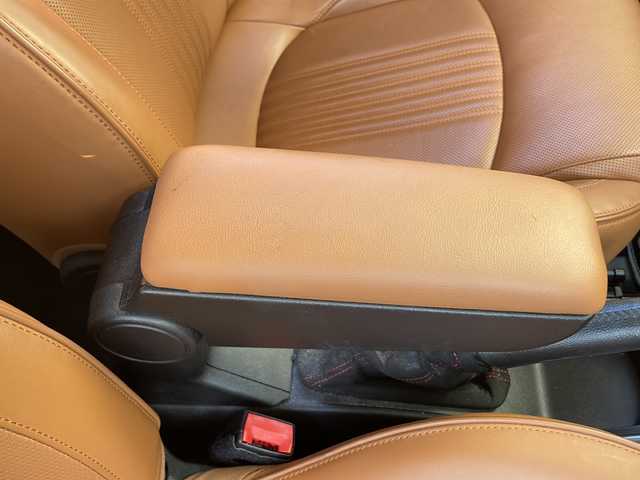 アルファロメオ ミト スーパー 佐賀県 2017(平29)年 3.1万km 赤 社外ナビ(AVIC-RZ800)/Bluetooth/CD/DVD/フルセグTV/バックカメラ/クルーズコントロール/パドルシフト/前席シートヒーター/オートエアコン/オートライト/ハロゲンヘッドライト/純正フロアマット/17インチ純正アルミホイール/ETC/レザーシート/革巻きステアリング/ステアリングスイッチ/スペアキー/保証書/取扱説明書/点検記録簿(H31/R3/4/6/7)