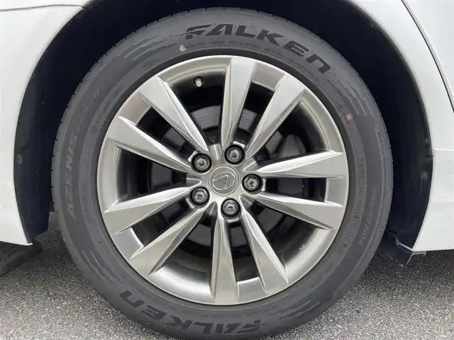 レクサス ＬＳ 600h バージョンC Iパック 宮崎県 2015(平27)年 8.6万km ホワイトパールクリスタルシャイン 純正ナビ【B9056】/・Bluetooth・フルセグTV・Blu-ray・DVD/プレミアムサウンドシステム/ドライブレコーダー【HDR-101】/社外レーダー【GWR53sd】/バックカメラ/ビルトインETC/D/N席パワーシート【メモリー機能付き】/D/N席シートヒーター・ベンチレーション/ハンドルヒーター/パワーバックドア/全席イージークローザー付きドア/ブラインドスポットモニター/前後コーナーセンサー/オートハイビーム/レーダークルーズコントロール/レーンキープアシスト/純正フロアマット/純正18インチアルミホイール