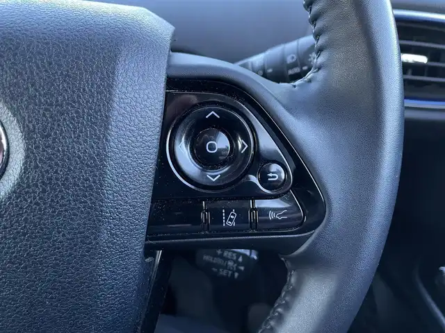 トヨタ プリウス A ツーリングセレクション 道南・函館 2020(令2)年 1.9万km プラチナホワイトパールマイカ /純正ナビ//フルセグTV//パノラミックビューモニター//全方位ドライブレコーダー//ETC//TRDエアロ//TRDアルミホイール//純正OPスピーカー//プリクラッシュセーフティ//レーダークルーズコントロール//レーンディパーチャーアラート//ブラインドスポットモニター//クリアランスソナー//オートマチックハイビーム//前席パワーシート//前席シートヒーター//レザーシート//LEDヘッドライト//オートライト//スマートキー//エンジンプッシュスタート