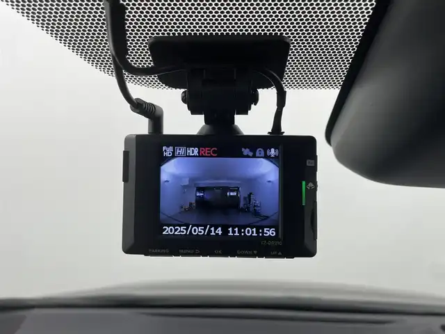 トヨタ アルファードハイブリット エグゼクティブ ラウンジ 埼玉県 2024(令6)年 1.8万km 茶Ｍ 左右独立ムーンルーフ/14インチディスプレイオーディオナビ/【CD/DVD/BT/HDMI/フルセグ】/全方位カメラ/メーカーオプションフリップダウンモニター/JBLサウンド/衝突被害軽減装置/レーダークルーズコントロール/レーンキープアシスト/オートマチックハイビーム/前後コーナーセンサー/D席メモリーシート/フロント・セカンドパワーシート/フロント・セカンドシートヒーター/フロント・セカンドベンチレーション/リアステップ/ステアリングヒーター/ステアリングリモコン/デジタルインナーミラー/両側パワースライドドア/2.0ビルトインETC/前後ドライブレコーダー/AC100V/置くだけ充電/LEDヘッドライト/フォグランプ/スマートキー