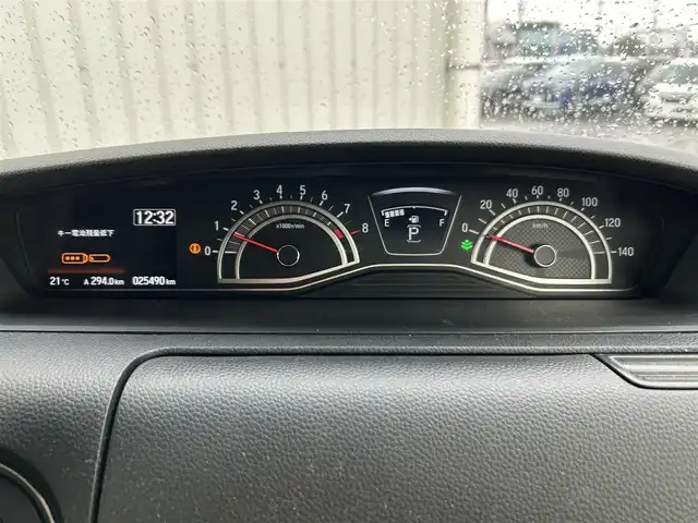 ホンダ Ｎ ＢＯＸ カスタム L 富山県 2023(令5)年 2.6万km プラチナホワイトパール ４WD/純正9インチナビ/フルセグTV/ＤＶＤ再生/Bluetooth/パワースライドドア/バックモニター/前後ドライブレコーダー/前席シートヒーター/衝突軽減ブレーキ/レーダークルーズコントロール/レーンキープアシスト/LEDオートライト/LEDフォグライト/シーケンシャルウィンカー/後方コーナーセンサー/プッシュスタート/ウインカーミラー/アイドリングストップ/ブレーキホールド/電動パーキングブレーキ/USBソケット/冬タイヤ付AW4本積み込み