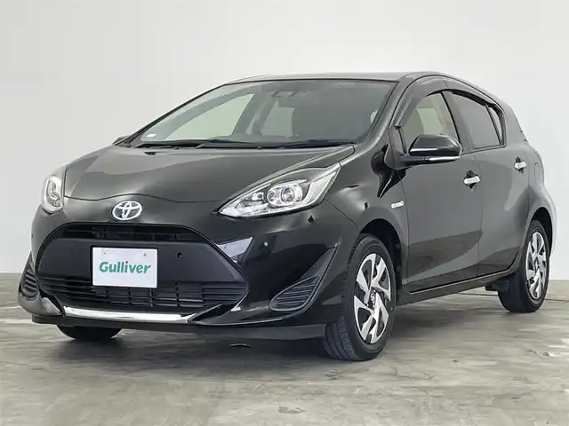 トヨタ アクア S スタイルブラック 群馬県 2020(令2)年 3.6万km ブラックマイカ セーフティセンス　純正７インチナビ　バックカメラ　ＬＥＤ　ＡＨＢ　レベライザー　シートヒーター　ステアリングリモコン　コーナーセンサー　盗難防止装置　スマートキー　横滑り防止装置　ＥＴＣ　禁煙車