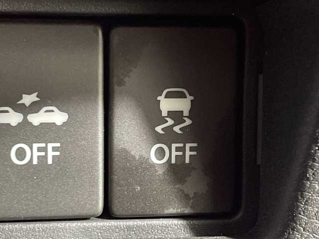 スズキ スペーシア ギア HYBRID XZ 神奈川県 2021(令3)年 4.2万km アクティブイエロー/ガンメタリック2トーン スズキセーフティサポート/SDナビ/Bluetooth/フルセグ/CD DVD/バックカメラ/シートヒーター/両側パワースライドドア/アイドリングストップ/コーナーセンサー/革巻きステアリング/ステアリングスイッチ/オートライト/ETC/ドライブレコーダー/スマートキー/プッシュスタート/スペアキー/プッシュスタート/LEDヘッドライト/フォグランプ/ルーフレール/純正フロアマット/純正バイザー