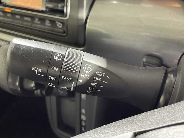 スズキ スペーシア ギア HYBRID XZ 神奈川県 2021(令3)年 4.2万km アクティブイエロー/ガンメタリック2トーン スズキセーフティサポート/SDナビ/Bluetooth/フルセグ/CD DVD/バックカメラ/シートヒーター/両側パワースライドドア/アイドリングストップ/コーナーセンサー/革巻きステアリング/ステアリングスイッチ/オートライト/ETC/ドライブレコーダー/スマートキー/プッシュスタート/スペアキー/プッシュスタート/LEDヘッドライト/フォグランプ/ルーフレール/純正フロアマット/純正バイザー