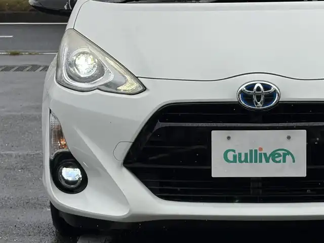 トヨタ アクア G 三重県 2016(平28)年 12万km ライムホワイトパールクリスタルシャイン トヨタセーフティセンス/・PCS(プリクラッシュセーフティ)/・LDA(レーンディパーチャーアラート)/・オートマッチックハイビーム/♪クルーズコントロール/♪スマートキー/♪プッシュスタート/♪バックガイドカメラ/♪ドライブレコーダー/♪ビルトインETC/♪LEDヘッドライト/♪LEDフォグライト/♪オートライト/♪純正15インチAW/♪ウィンカーミラー/♪革巻きステアリング/♪ステアリングスイッチ/♪フロアマット/♪ドアバイザー/♪プライバシーガラス/♪スペアタイヤ/♪電格ミラー/♪横滑り防止装置