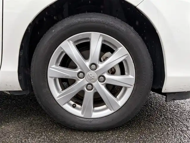 トヨタ アクア G 三重県 2016(平28)年 12万km ライムホワイトパールクリスタルシャイン トヨタセーフティセンス/・PCS(プリクラッシュセーフティ)/・LDA(レーンディパーチャーアラート)/・オートマッチックハイビーム/♪クルーズコントロール/♪スマートキー/♪プッシュスタート/♪バックガイドカメラ/♪ドライブレコーダー/♪ビルトインETC/♪LEDヘッドライト/♪LEDフォグライト/♪オートライト/♪純正15インチAW/♪ウィンカーミラー/♪革巻きステアリング/♪ステアリングスイッチ/♪フロアマット/♪ドアバイザー/♪プライバシーガラス/♪スペアタイヤ/♪電格ミラー/♪横滑り防止装置