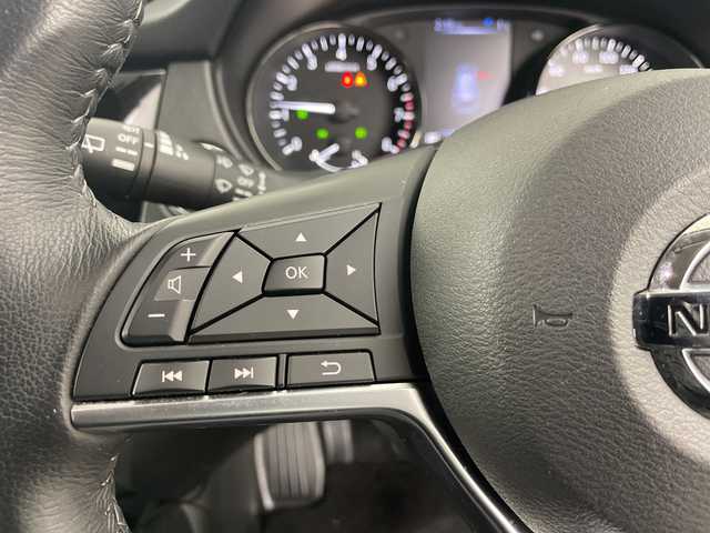 日産 エクストレイル 20Xi 道央・札幌 2019(令1)年 2.4万km ダイヤモンドブラック ・４ＷＤ　/プロパイロット　/・エマージェンシーブレーキ/・アラウンドビューモニター　/・社外ナビ（型式：MDV-5706W）/・DVD.CD.SD.BT.フルセグ/・フルセグTV/・パワーバックドア/・LEDヘッドライト/・インテリジェントルームミラー/・ブラインドスポットモニター　/・スマートキー　/・エンジンスタートボタン　/・ヒーテッドドアミラー　/・スペアキー　/・ETC