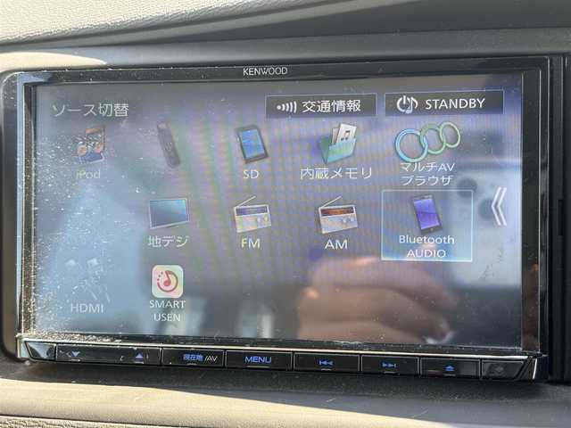 トヨタ アイシス L 滋賀県 2014(平26)年 8.1万km ホワイトパールクリスタルシャイン 社外SDナビ/・AM/FM/・CD/DVD/・Bluetooth/・フルセグTV/バックカメラ/ＥＴＣ/片側パワースライドドア/電動格納ミラー/スマートキー/純正フロアマット