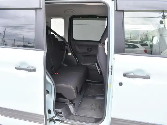 スズキ スペーシア ギア HYBRID XZターボ 神奈川県 2021(令3)年 1.5万km オフブルーメタリック/ガンメタリック2トーンルーフ 社外メモリナビ/フルセグテレビ/バックカメラ/アダプティブクルーズコントロール/両側パワースライドドア/ETC/LEDヘッドライト/リフトアップ/社外14インチAW/エンジンプッシュスタート/スマートキー/保証書/取説/社外14インチAW付きスタットレスタイヤ有り