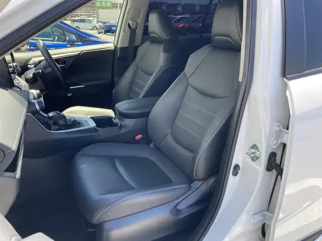 トヨタ ＲＡＶ４ ハイブリットG 静岡県 2023(令5)年 3.9万km プラチナホワイトパールマイカ Toyota Safety Sense/純正10.5インチナビ/　AM FM Bluetooth USB AppleCarPlay AndroidAuto/フルセグTV/ビルトインETC2.0/アラウンドビューモニター/LEDオートヘッドライト/レーダークルーズコントロール/ブラックレザーシート/シートヒーター/シートベンチレーション(前席)/パワーシート(運転席)/モデリスタフルエアロ/ワンオーナー/ムーンルーフ
