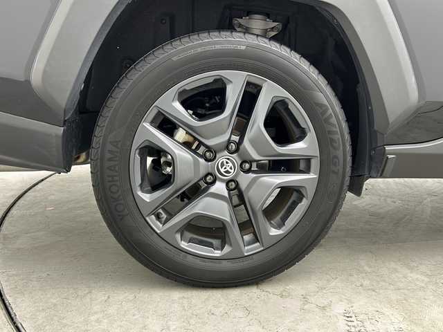 トヨタ ＲＡＶ４ ハイブリッド アドベンチャー 三重県 2022(令4)年 2.2万km アティチュードブラックマイカ 禁煙車/純正ナビ/BT/Miracast/USB/全方位カメラ/サンルーフ/プリクラッシュセーフティ/レーンキープアシスト/ブラインドスポットモニター/クリアランスソナー/レーダークルーズコントロール/デジタルインナーミラー/シートヒーター/ベンチレーション/パワーシート/ドライブレコーダー（前後）/オートハイビーム/オートブレーキホールド