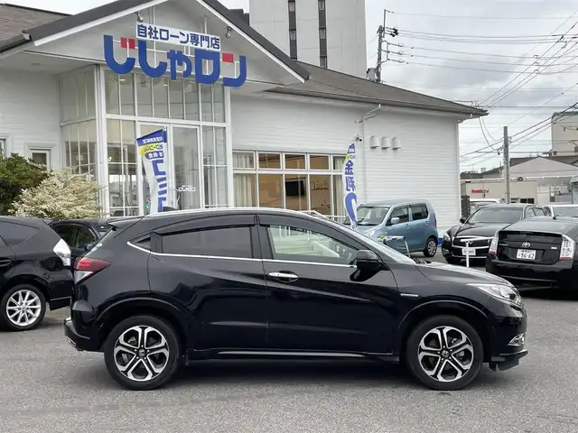 ホンダ ヴェゼル ハイブリッド Z 愛知県 2014(平26)年 7.9万km クリスタルブラックパール (株)IDOMが運営する【じしゃロン名古屋鳴海店】の自社ローン専用車両になりますこちらは現金またはオートローンご利用時の価格です。自社ローンご希望の方は別途その旨お申付け下さい/プッシュスタート/社外メモリーナビ・フルセグTV/　（CD/DVD/BT）/バックカメラ/シートヒーター/LEDライト/ETC
