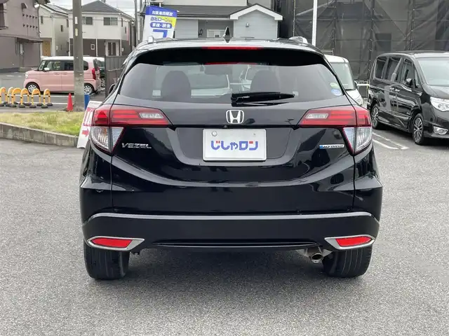 ホンダ ヴェゼル ハイブリッド Z 愛知県 2014(平26)年 7.9万km クリスタルブラックパール (株)IDOMが運営する【じしゃロン名古屋鳴海店】の自社ローン専用車両になりますこちらは現金またはオートローンご利用時の価格です。自社ローンご希望の方は別途その旨お申付け下さい/プッシュスタート/社外メモリーナビ・フルセグTV/　（CD/DVD/BT）/バックカメラ/シートヒーター/LEDライト/ETC