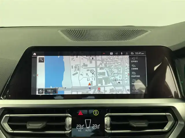 ＢＭＷ ３２０ｄ xDrive Mスポーツ 大分県 2022(令4)年 8.7万km ミネラルホワイト 純正ナビ/（Bluetooth/AM/FM/apple car play)/衝突軽減ブレーキ/アダプティブクルーズコントロール/レーンキープアシスト/ハーフレザーシート/前席パワーシート/運転席ポジションメモリー/前席シートヒーター/全方位バックカメラ/前後ドライブレコーダー/LEDヘッドライト/オートライト/フロント/リアフォグライト/純正1８インチAW/純正フロアマット/パドルシフト/パークディスタンスコントロール/オートブレーキホールド/電動パーキングブレーキ/ミラーETC/保証書・取扱説明書