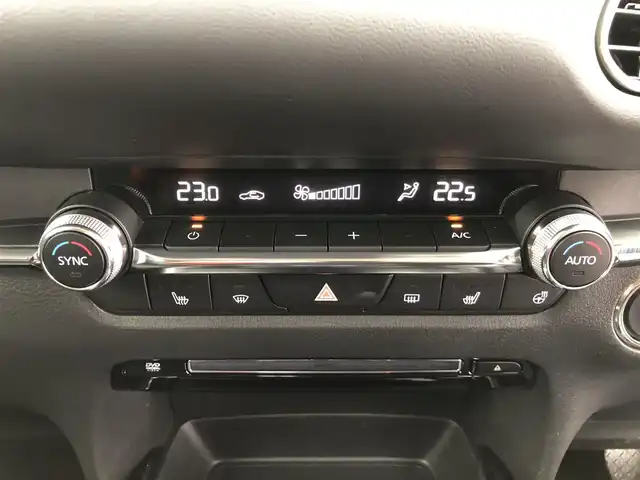 マツダ ＣＸ－３０ XD プロアクティブツーリングセレクション 愛知県 2023(令5)年 4.8万km ディープクリスタルブルーマイカ 360°セーフティパッケージ/　　・360°ビューカメラ/　　・ドライバーモニタリング/スマートブレーキサポートシステム/レーンキープアシスト/ダイナミックスタビリティコントロールシステム/パーキングセンサー/ブラインドスポットモニター/ヘッドアップディスプレイ/ドライブレコーダー/純正8.8インチディスプレイ/　　CD/DVD/BT/フルセグ/ETC/革巻きステアリング/ステアリングリモコン/ステアリングヒーター/パワーシート（D席）/シートポジションメモリ機能（D席）/シートヒーター（前席）/パワーバックドア/純正LEDヘッドライト/フォグランプ/純正18インチアルミホイール