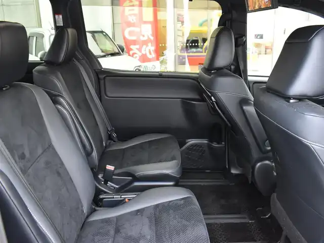 トヨタ ヴォクシー ハイブリッド ZS 煌Ⅲ 福岡県 2021(令3)年 4.6万km イナズマスパーキングブラックガラスフレーク トヨタセーフティセンス/純正9インチメモリーナビ/純正後席フリップダウンモニター/フルセグTV/CD/DVD/BT/バックカメラ/純正前後ドライブレコーダー/純正LEDヘッドライト/純正16インチアルミホイール/両側パワースライドドア/クルーズコントロール/ハーフレザーシート/前席シートヒーター/クリアランスソナー/ビルトインETC/プッシュスタート/スマートキー×2/新車時保証所/取扱説明書