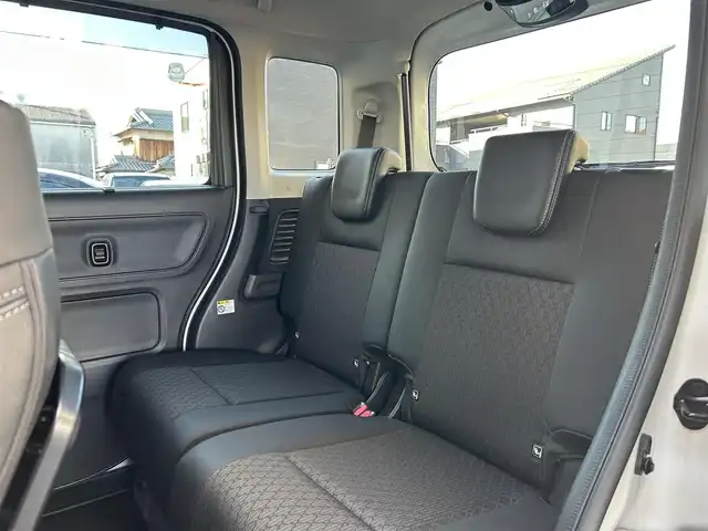 スズキ スペーシア カスタム HYBRID XS 和歌山県 2022(令4)年 0.5万km ピュアホワイトP Panasonic8インチメモリーナビ（フルセグTV/FM/AM/SD/USB/iPod/USB/Bluetooth/MEMORYMUSIC）/バックカメラ/ETC/両側パワースライドドア/アイドリングストップ/クルーズコントロール/オートライト/横滑り防止装置/ベンチシート/衝突被害軽減ブレーキ/HUD/シートヒーター/純正アルミホイール/純正ドアバイザー/純正フロアマット/取扱説明書/保証書