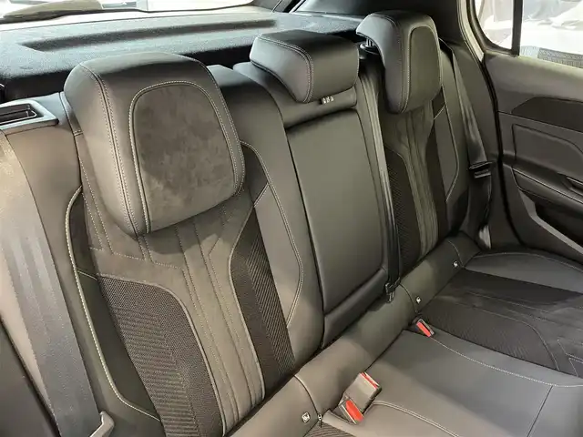 プジョー ３０８ GT ブルーHDi 熊本県 2023(令5)年 2.5万km パール ワンオーナー/純正ナビ/AppleCarPlay/360°カメラ/アクティブセーフティ/ACC/BSM/LKA/ハーフレザー/D席Pシート/前席シートH/ETC/純正18インチAW
