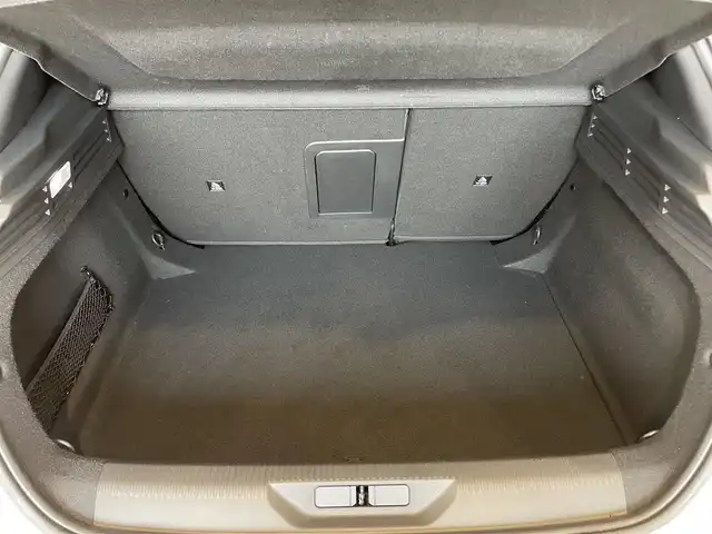 プジョー ３０８ GT ブルーHDi 熊本県 2023(令5)年 2.5万km パール ワンオーナー/純正ナビ/AppleCarPlay/360°カメラ/アクティブセーフティ/ACC/BSM/LKA/ハーフレザー/D席Pシート/前席シートH/ETC/純正18インチAW