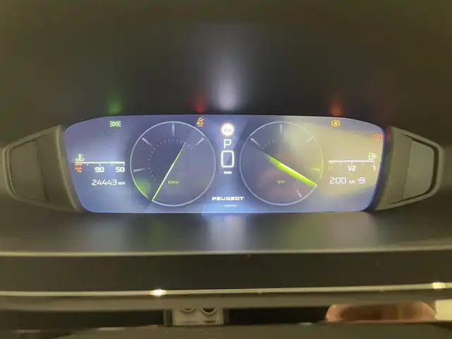 プジョー ３０８ GT ブルーHDi 熊本県 2023(令5)年 2.5万km パール ワンオーナー/純正ナビ/AppleCarPlay/360°カメラ/アクティブセーフティ/ACC/BSM/LKA/ハーフレザー/D席Pシート/前席シートH/ETC/純正18インチAW