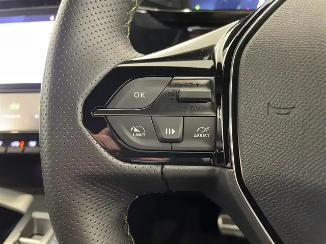 プジョー ３０８ GT ブルーHDi 熊本県 2023(令5)年 2.5万km パール ワンオーナー/純正ナビ/AppleCarPlay/360°カメラ/アクティブセーフティ/ACC/BSM/LKA/ハーフレザー/D席Pシート/前席シートH/ETC/純正18インチAW