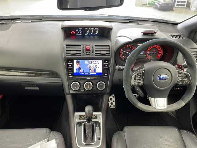 スバル ＷＲＸ Ｓ４ 2．0GT‐S アイサイト 道央・札幌 2015(平27)年 13.3万km クリスタルホワイトP ・４WD    /アイサイト/・衝突被害軽減ブレーキ/・ブラインドスポットモニター/・レーダークルーズコントロール/・純正SDナビ（CN-LR710D）/（CD/DVD/SD/BT）/・フルセグTV/・バックカメラ/・ハーフレザーシート/・D.N関シートヒーター/パワーシート/・プッシュスタート/スマートキー/・パドルシフト/・LEDヘッドライト/LEDフォグランプ/・ドライブレコーダー/・ドアバイザー/・ETC/・横滑り防止装置/・盗難防止装置