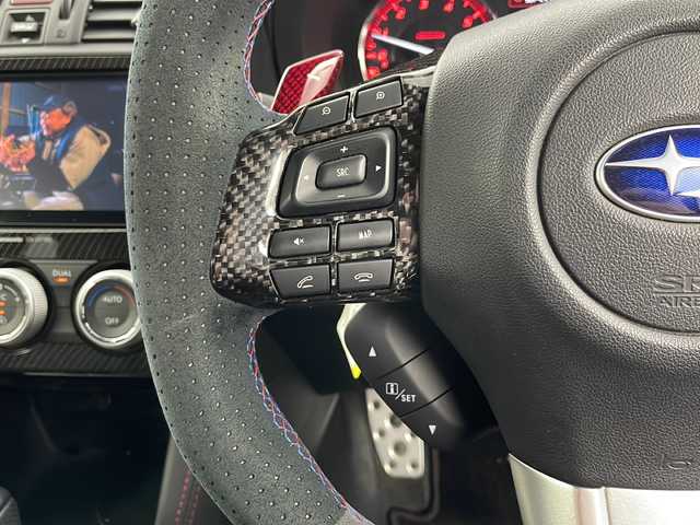 スバル ＷＲＸ Ｓ４ 2．0GT‐S アイサイト 道央・札幌 2015(平27)年 13.3万km クリスタルホワイトP ・４WD    /アイサイト/・衝突被害軽減ブレーキ/・ブラインドスポットモニター/・レーダークルーズコントロール/・純正SDナビ（CN-LR710D）/（CD/DVD/SD/BT）/・フルセグTV/・バックカメラ/・ハーフレザーシート/・D.N関シートヒーター/パワーシート/・プッシュスタート/スマートキー/・パドルシフト/・LEDヘッドライト/LEDフォグランプ/・ドライブレコーダー/・ドアバイザー/・ETC/・横滑り防止装置/・盗難防止装置