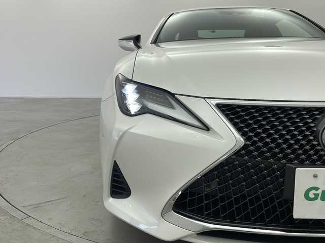 レクサス ＲＣ 300 バージョンL 群馬県 2020(令2)年 2.8万km ソニッククォーツ ムーンルーフ　純正１０．３型ワイドディスプレイナビ　バックカメラ　三眼フルＬＥＤヘッドランプ　ＢＳＭ　レザーシート　シートヒーター／エアシート　パドルシフト　ビルトインＥＴＣ２．０　前後ドラレコ　禁煙