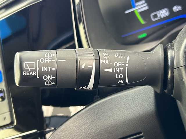 ホンダ シャトル ハイブリッド Z 奈良県 2017(平29)年 2.7万km クリスタルブラックパール 純正ギャザーズナビ/フルセグ CD DVD BT MSV AUX/バックカメラ/ビルトインETC/クルーズコントロール/車両接近通報告知/衝突軽減ブレーキ/ハーフレザーシート/シートヒーター/パドルシフト/LEDヘッドライト/オートライト/電動格納ミラー/スマートキー