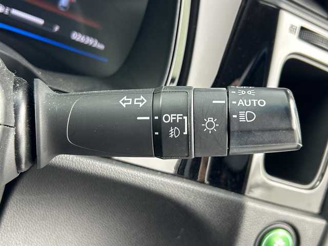 ホンダ シャトル ハイブリッド Z 奈良県 2017(平29)年 2.7万km クリスタルブラックパール 純正ギャザーズナビ/フルセグ CD DVD BT MSV AUX/バックカメラ/ビルトインETC/クルーズコントロール/車両接近通報告知/衝突軽減ブレーキ/ハーフレザーシート/シートヒーター/パドルシフト/LEDヘッドライト/オートライト/電動格納ミラー/スマートキー