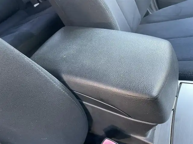 スバル アウトバック 2．5i Lパッケージ 群馬県 2010(平22)年 12.2万km サテンホワイトパール 4WD/社外メモリナビ(CN-HA01D)/CD/DVD/Bluetooth/フルセグテレビ/バックカメラ/クルーズコントロール/パドルシフト/ETC/HIDヘッドライト/W/サイド/カーテンエアバック/ABS/スマートキー/タイミングベルト交換済み/保証書