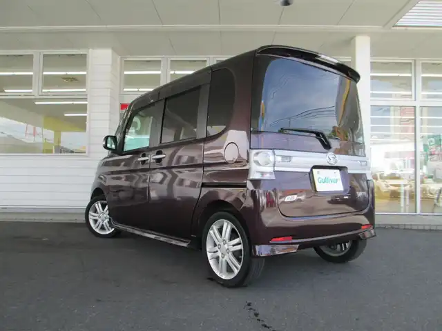 ダイハツ タント カスタム RS 千葉県 2012(平24)年 10.1万km ミスティックレッドクリスタルメタリック 社外SDナビ、フルセグTV/オーディオ【CD/DVD/BT/MSV】/左側パワースライドドア/純正15インチアルミホイール/ウィンカードアミラー/HIDヘッドライト/フォグランプ/オーバーヘッドコンソール/スマートキー/フロアマット&ドアバイザー/社外ETC/スペアキー/新車保証書/取扱説明書