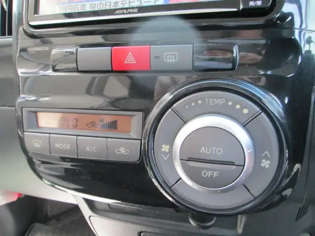 ダイハツ タント カスタム RS 千葉県 2012(平24)年 10.1万km ミスティックレッドクリスタルメタリック 社外SDナビ、フルセグTV/オーディオ【CD/DVD/BT/MSV】/左側パワースライドドア/純正15インチアルミホイール/ウィンカードアミラー/HIDヘッドライト/フォグランプ/オーバーヘッドコンソール/スマートキー/フロアマット&ドアバイザー/社外ETC/スペアキー/新車保証書/取扱説明書