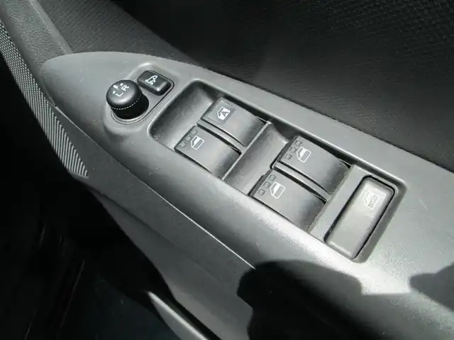 ダイハツ タント カスタム RS 千葉県 2012(平24)年 10.1万km ミスティックレッドクリスタルメタリック 社外SDナビ、フルセグTV/オーディオ【CD/DVD/BT/MSV】/左側パワースライドドア/純正15インチアルミホイール/ウィンカードアミラー/HIDヘッドライト/フォグランプ/オーバーヘッドコンソール/スマートキー/フロアマット&ドアバイザー/社外ETC/スペアキー/新車保証書/取扱説明書