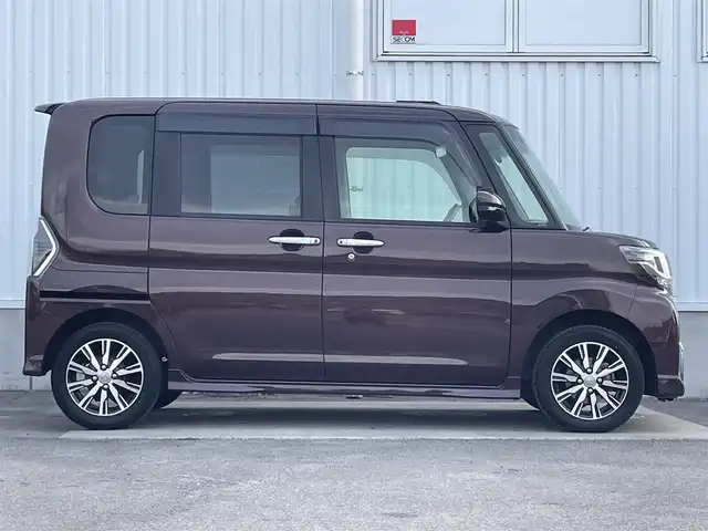 ダイハツ タント カスタムX トップED VS SAⅢ 愛媛県 2019(令1)年 2.3万km プラムブラウンクリスタルマイカ 純正ナビ　/全方位カメラ　/両側パワースライドドア　/衝突被害軽減装置　/横滑り防止装置　/アイドリングストップ　/オートハイビーム　/Ｄ／Ｎ席シートヒーター　/電格ミラー　/ＥＴＣ　/ドアバイザー　/現状サマー(純正AW)(155/65/R14)/BRIDGESTONE NEWNO