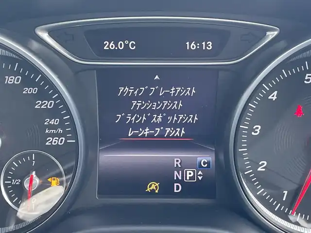 メルセデス・ベンツ ＣＬＡ１８０ Sブレイク　スポーツ 埼玉県 2016(平28)年 3万km カバンサイトブルー 黒ハーフレザーシート/純正HDDナビ/(Bluetooth/USB/CD/DVD/フルセグ)/バックカメラ/Ａｐｐｌｅ　Ｃａｒ　Ｐｌａｙ/アダプティブクルーズコントロール/ブラインドスポットモニター/シートヒーター/ＬＥＤヘッドライト/ＥＴＣ